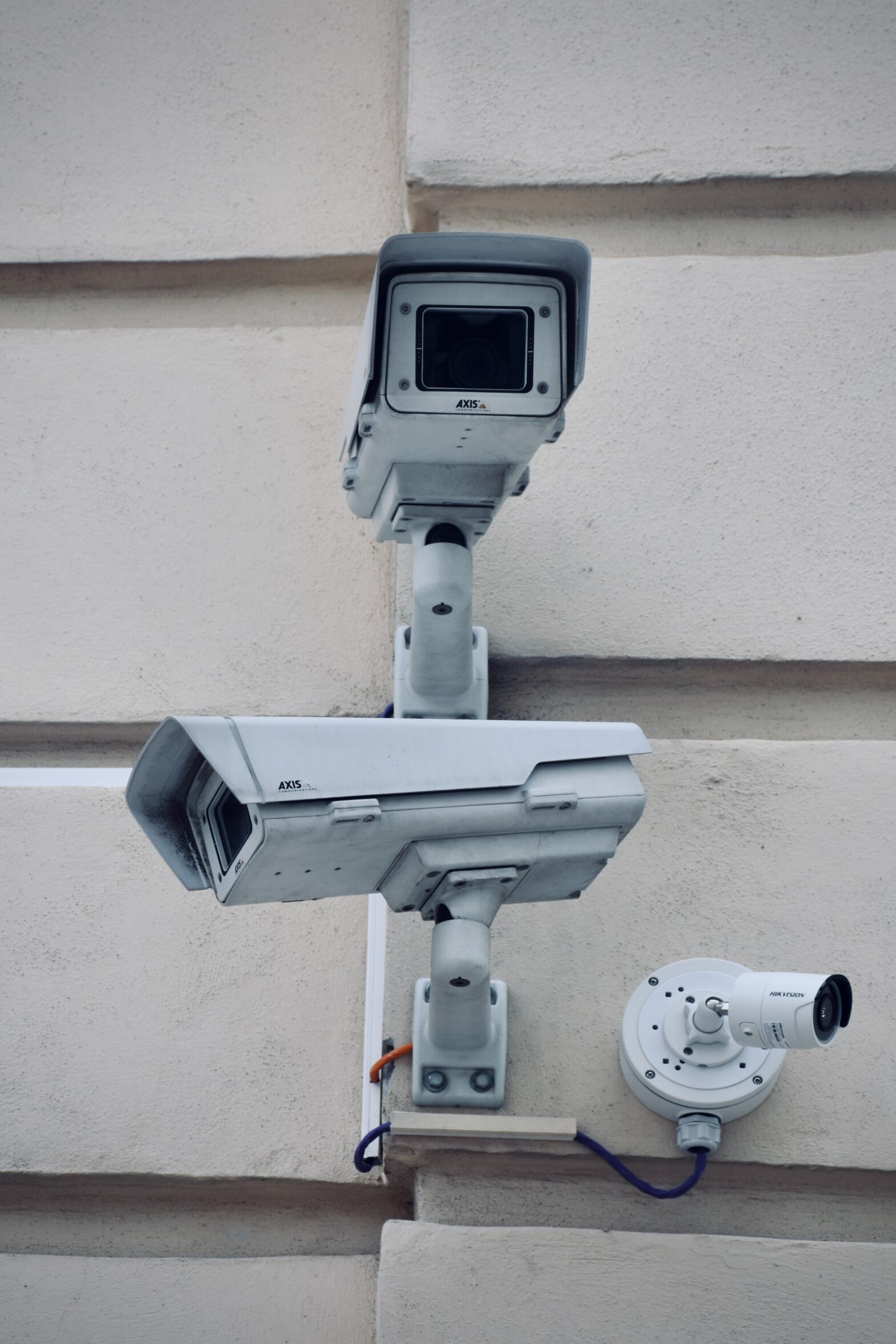 Övervakningskameror för utomhusbruk, värmekameror eller IP kameror